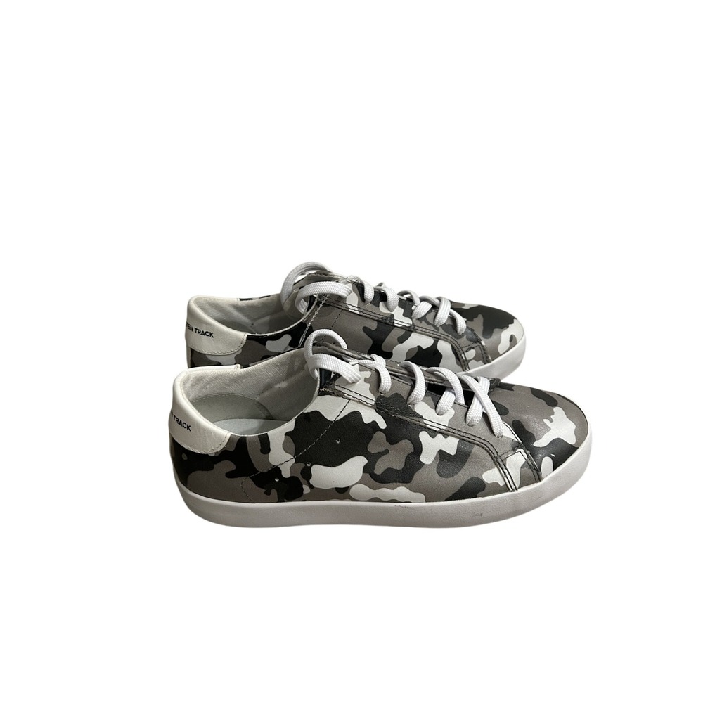 OTBT Court Casual Sneakers Womens 6.0M Grey Camo NWT Leather Low Top Lace Up - Picture 2 of 7